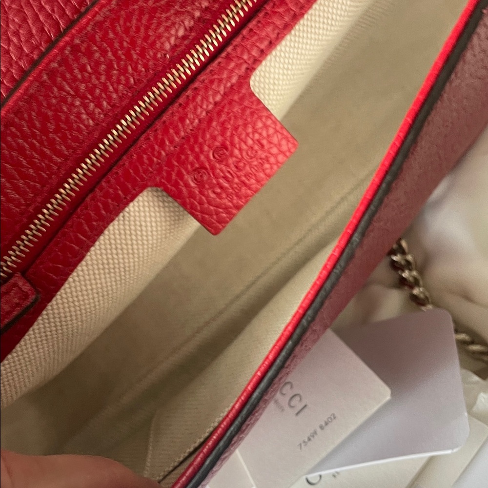 Gucci Red Soho Disco Crossbody with Tassel - Picture 9 of 10